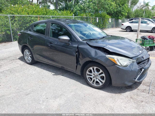 2017 TOYOTA YARIS 