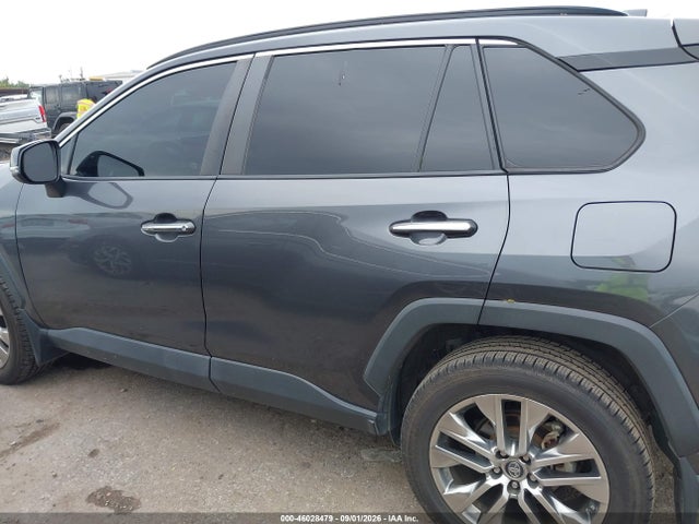 2019 TOYOTA RAV4 LIMITED 14