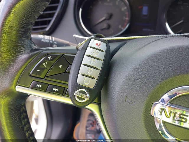 2018 NISSAN ROGUE SL 11