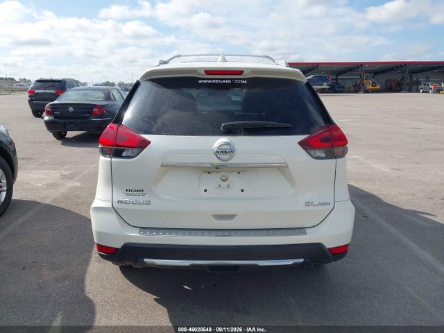 2018 NISSAN ROGUE SL 16
