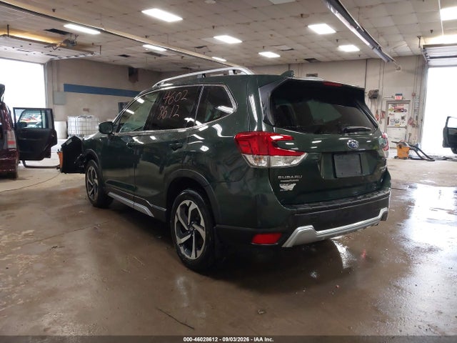 2023 SUBARU FORESTER TOURING 3