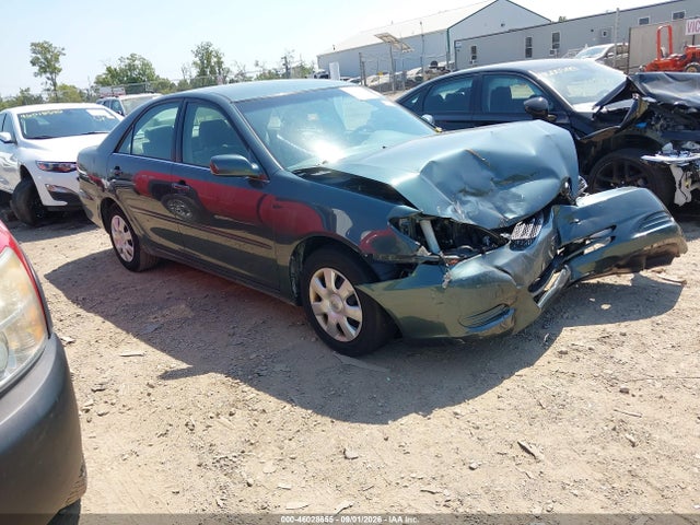 2004 TOYOTA CAMRY LE