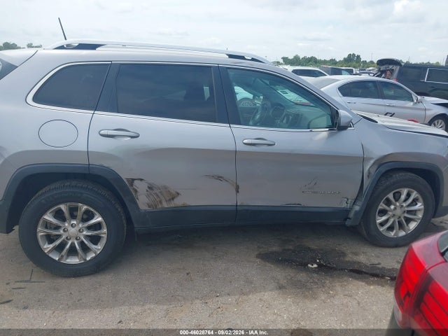 2019 JEEP CHEROKEE LATITUDE FWD 13