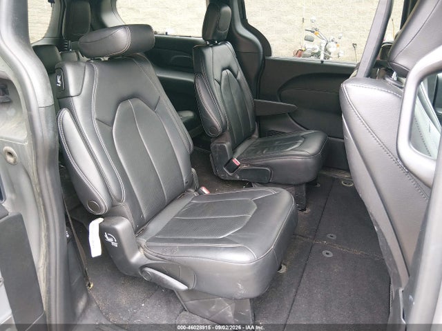 2022 CHRYSLER PACIFICA TOURING L AWD 8