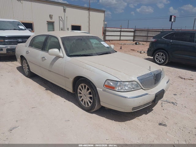2006 LINCOLN TOWN CAR SIGNATURE