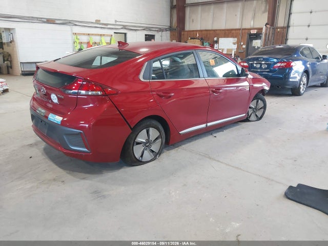 2022 HYUNDAI IONIQ HYBRID SE 4
