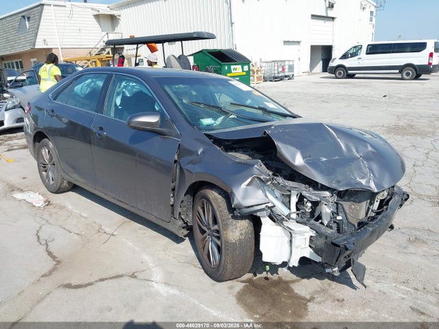 2017 TOYOTA CAMRY SE