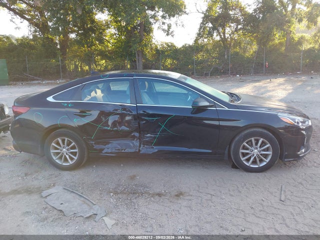 2019 HYUNDAI SONATA SE 13