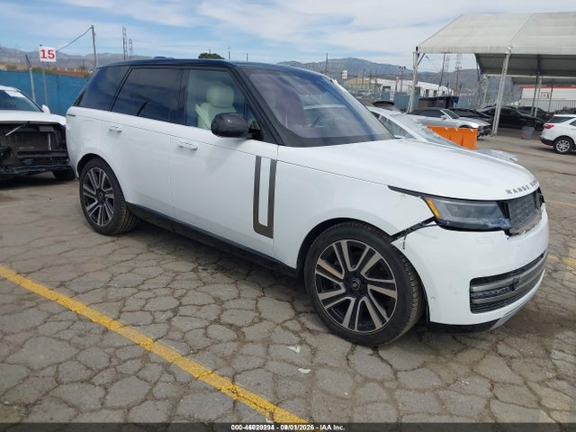 2023 Land Rover Range Rover P530 SE