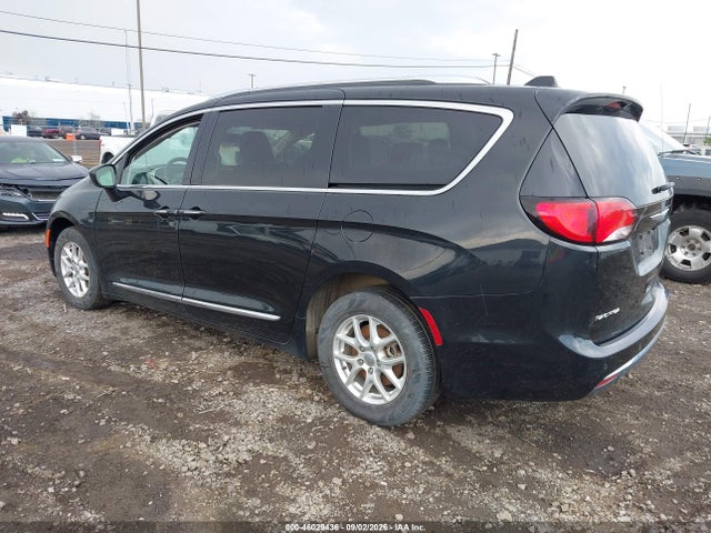 2020 CHRYSLER PACIFICA TOURING L 3