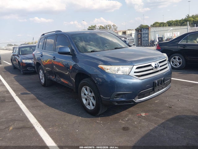 2013 TOYOTA HIGHLANDE 