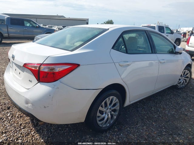2019 TOYOTA COROLLA LE 4