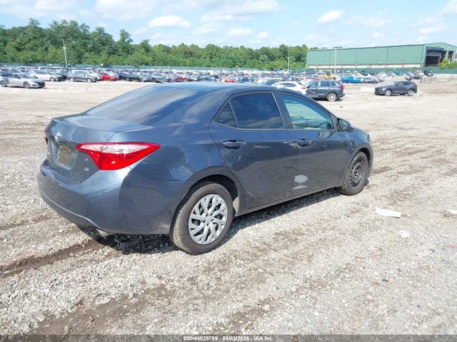 2017 TOYOTA COROLLA LE 4