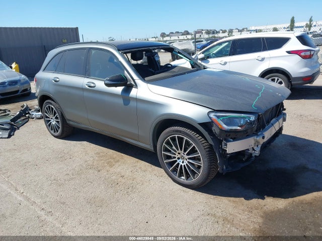 2020 MERCEDES-BENZ GLC 300 