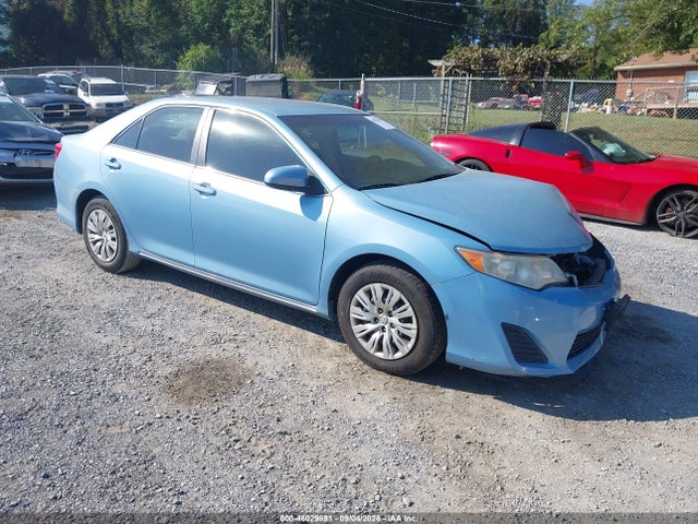 2014 TOYOTA CAMRY LE