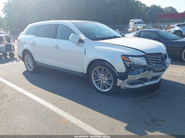 2019 LINCOLN MKT RESERVE