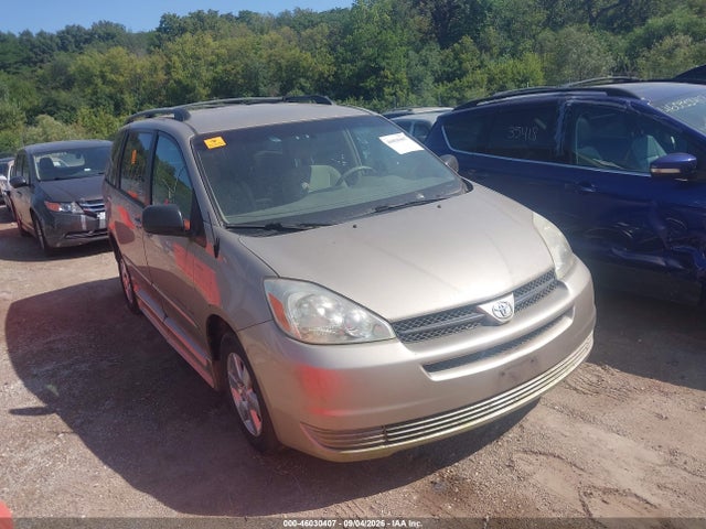 2004 TOYOTA SIENNA LE