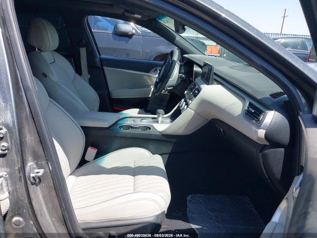 2023 GENESIS G70 PRESTIGE 5