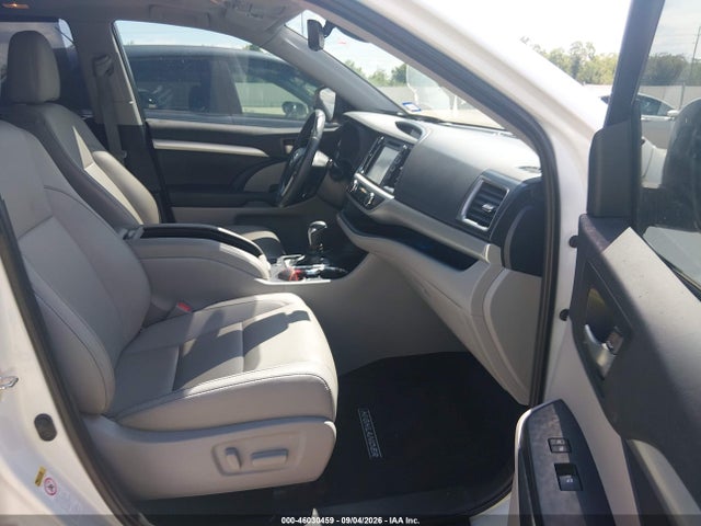 2019 TOYOTA HIGHLANDER XLE 5