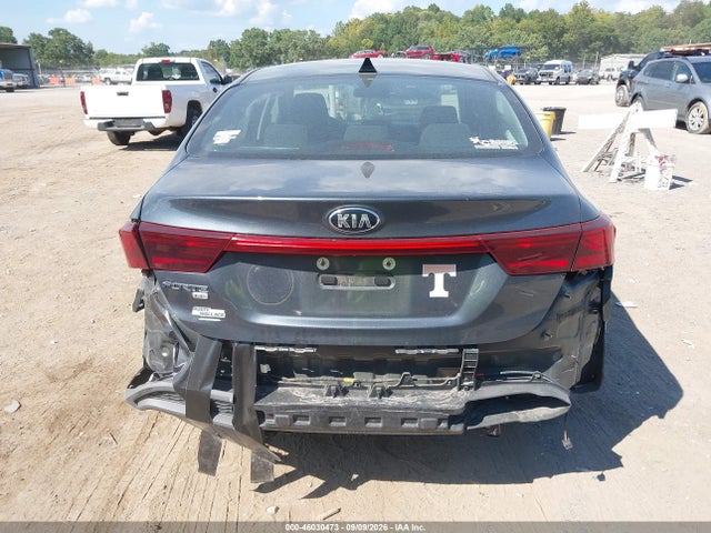 2019 KIA FORTE FE 16