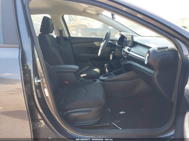 2019 KIA FORTE FE 5