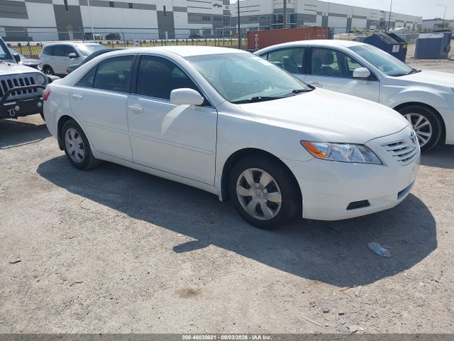 2009 TOYOTA CAMRY LE