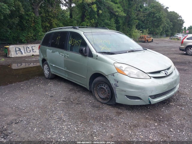 2008 TOYOTA SIENNA CE