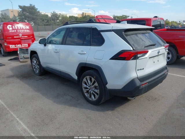 2023 TOYOTA RAV4 XLE PREMIUM 3