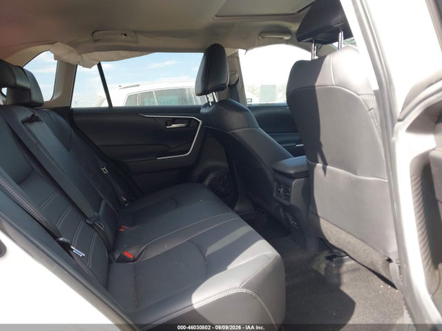 2023 TOYOTA RAV4 XLE PREMIUM 8