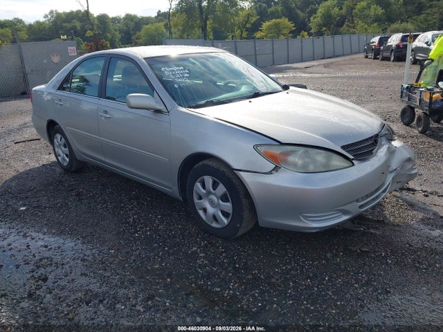 2004 TOYOTA CAMRY LE