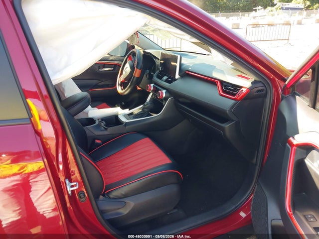 2023 TOYOTA RAV4 XLE 5