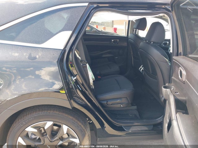 2026 KIA SORENTO EX 8