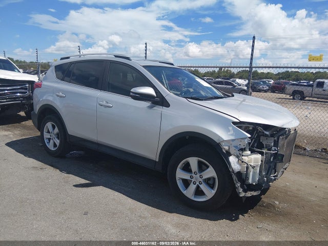 2013 TOYOTA RAV4 XLE