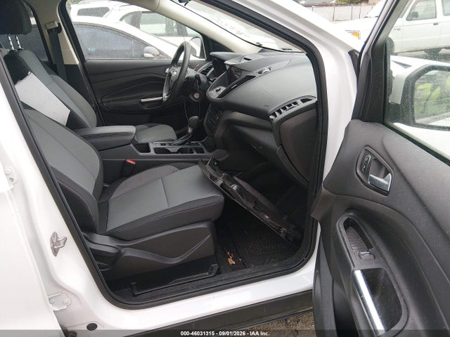 2017 FORD ESCAPE SE 5