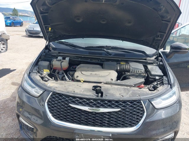 2023 CHRYSLER PACIFICA TOURING L 10