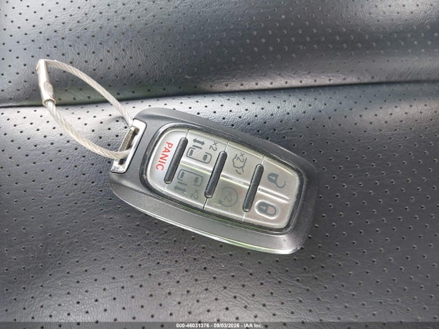 2023 CHRYSLER PACIFICA TOURING L 11