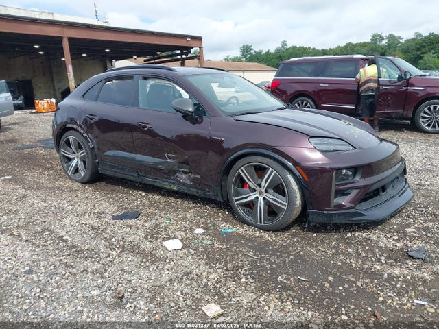 2024 Porsche Macan Electric Turbo