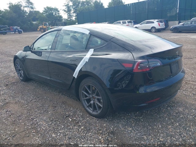 2022 TESLA MODEL 3 LONG RANGE DUAL MOTOR ALL-WHEEL DRIVE 3