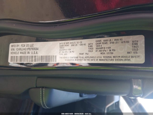 2023 JEEP GRAND CHEROKEE L LAREDO 4X2 9