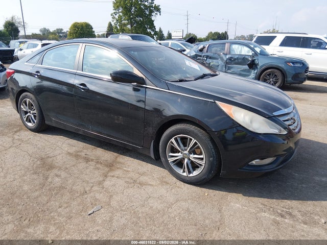 2013 HYUNDAI SONATA GLS