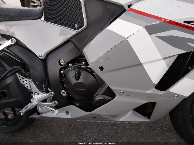 2026 HONDA CBR600 RR 8