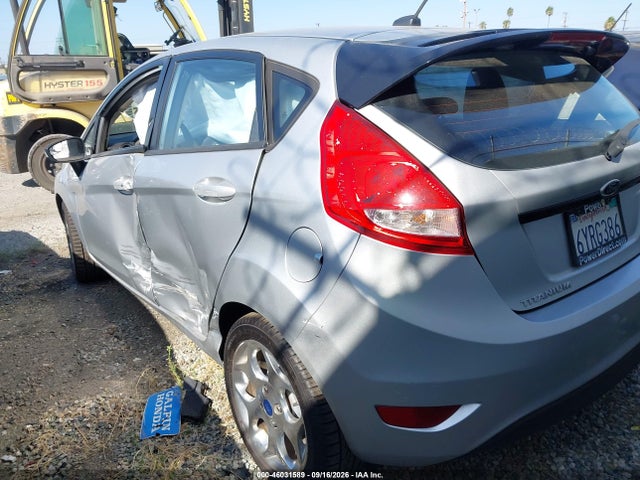 2013 FORD FIESTA TITANIUM 照片 3
