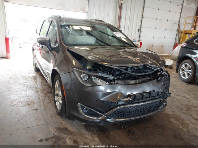 2020 CHRYSLER PACIFICA LIMITED 6