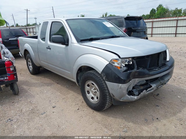 2014 NISSAN FRONTIER S