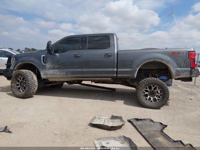 2019 FORD F-250 LARIAT 14