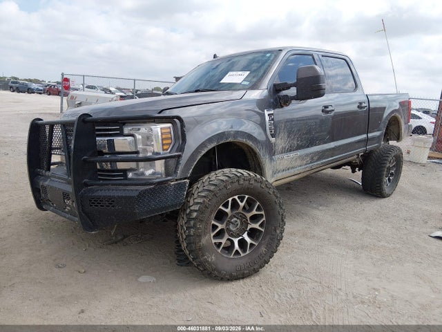 2019 FORD F-250 LARIAT 2