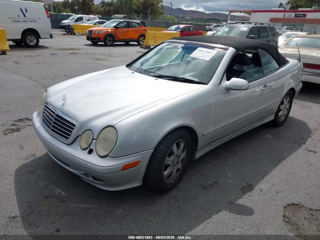 صورة 2 لـ 2002 Mercedes-BENZ CLK