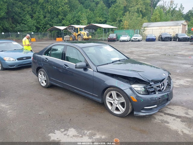 2011 MERCEDES-BENZ C LUXURY 4MATIC/SPORT 4MATIC
