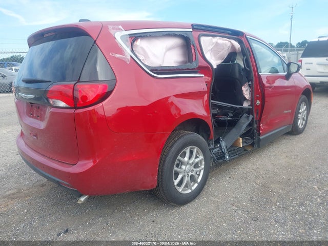 2026 CHRYSLER VOYAGER LX 4