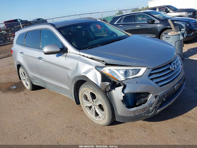 2016 HYUNDAI SANTA FE SE